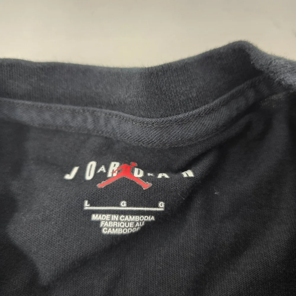 Nike Jordan Jumpman 85 Patch T-Shirt Men's‎ Size Large Black DA9898-010.